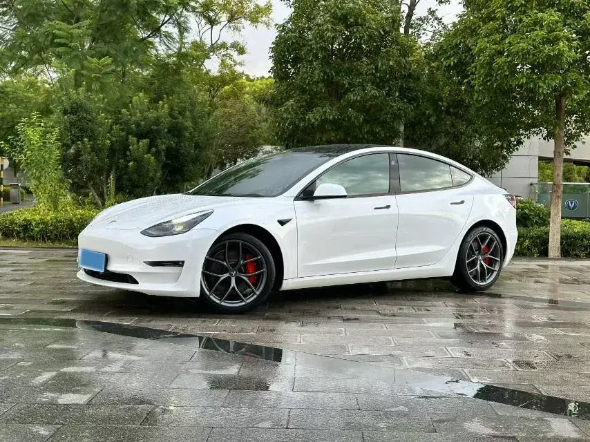 2022 TESLA MODEL view 1