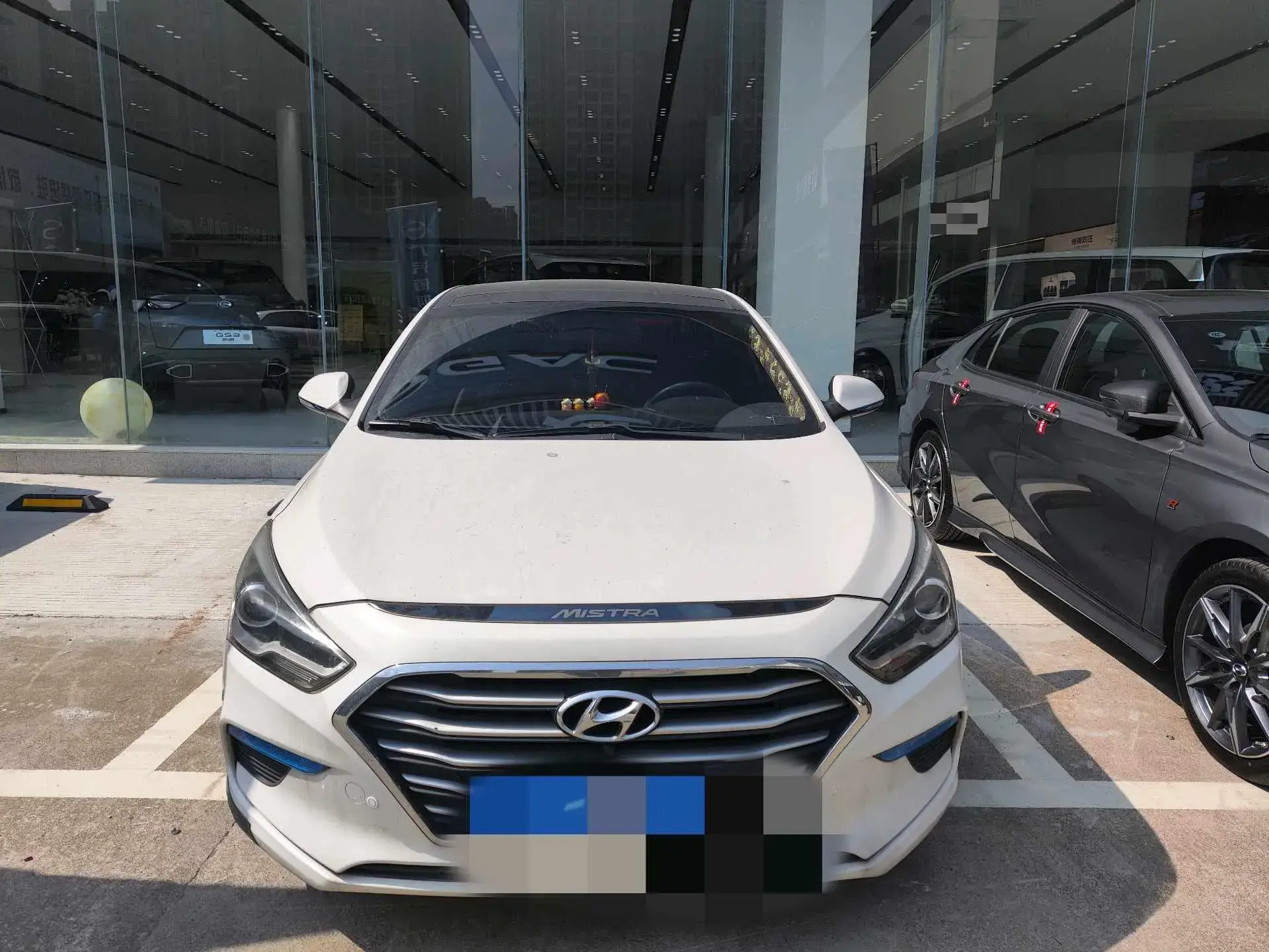 2017 HYUNDAI MISTRA thumbnail 2