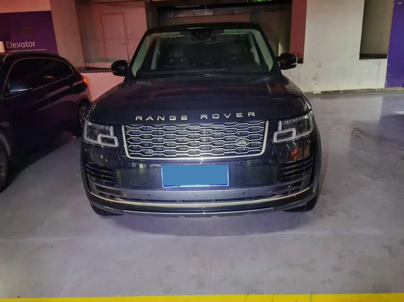 2019 LAND ROVER thumbnail 2