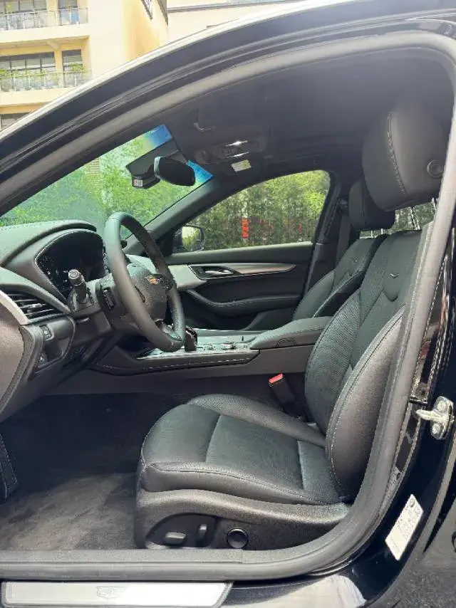 2023 CADILLAC CT5 thumbnail 3