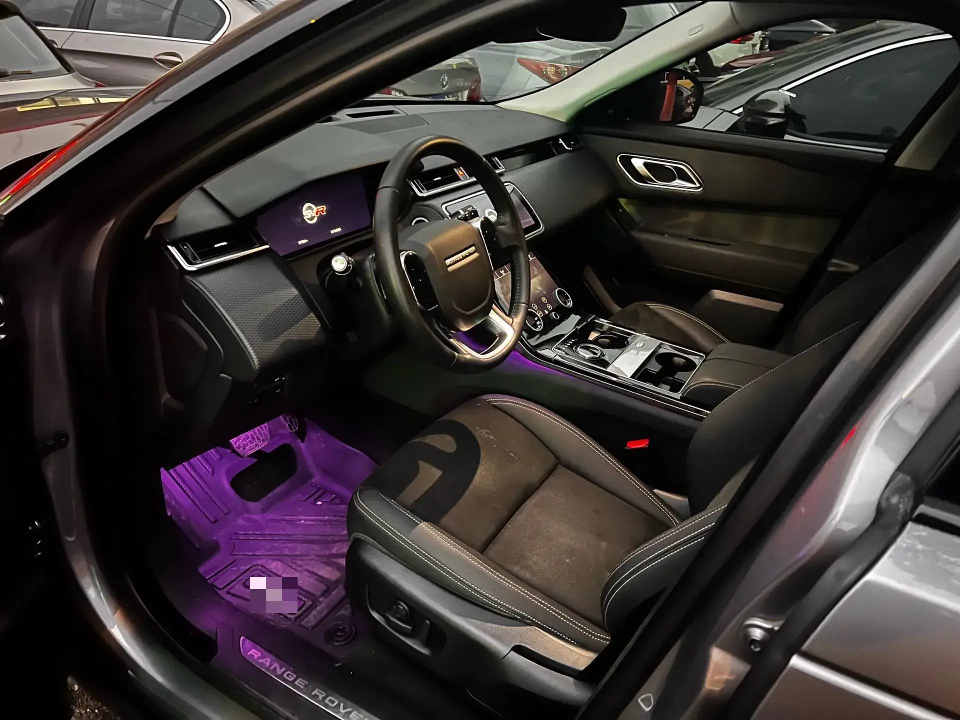 2020 LAND ROVER thumbnail 3