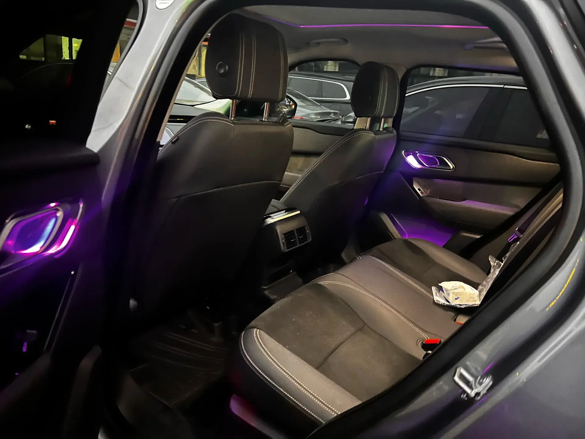 2020 LAND ROVER thumbnail 4