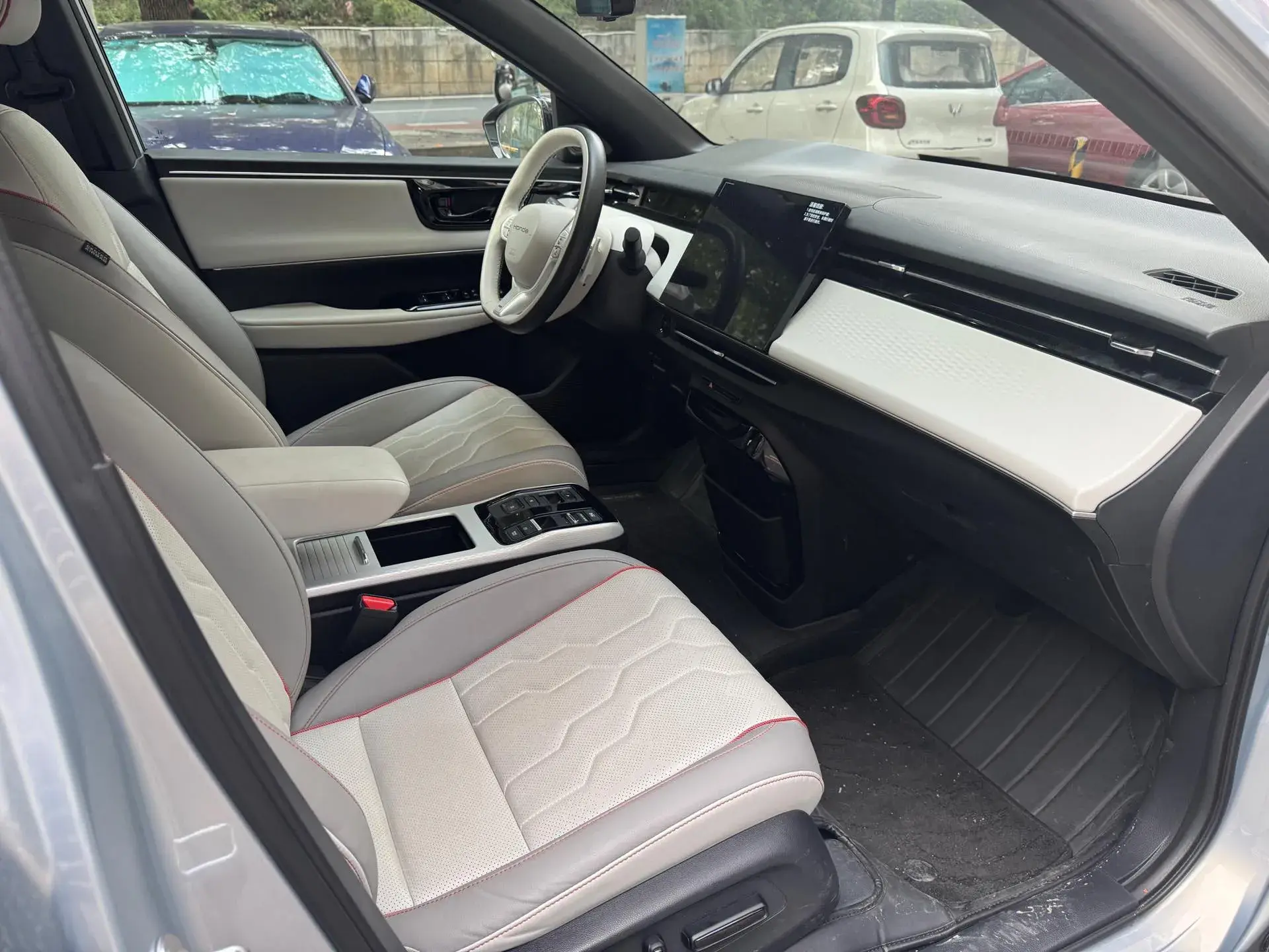 2024 HONDA E:NS2 thumbnail 4