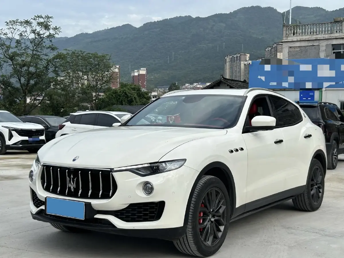 2018 Maserati Levante 3.0T 350HP V6 8AT