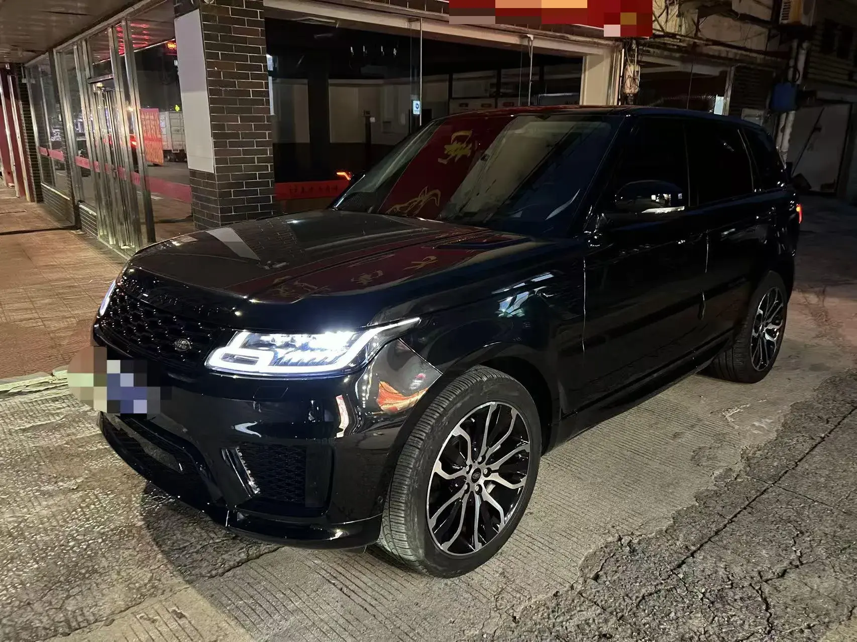 2022 LAND ROVER view 1