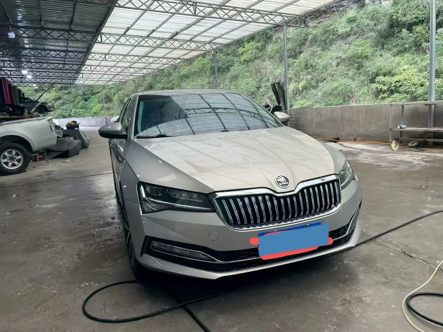2023 SKODA SUPERB thumbnail 4