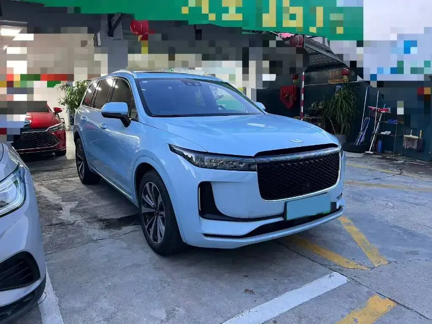 2020 LI ONE thumbnail 3