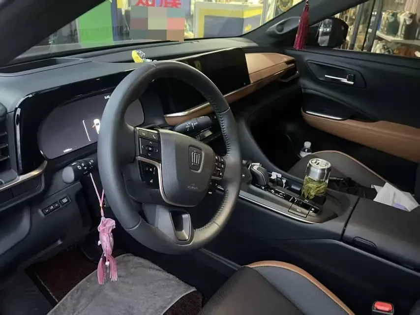 2023 Toyota CrownSportCross 2.4T 269HP L4 6AT Hybrid,autocango,china used car exporter,china ev exporter,chinese used car exporter,chinese used ev exporter