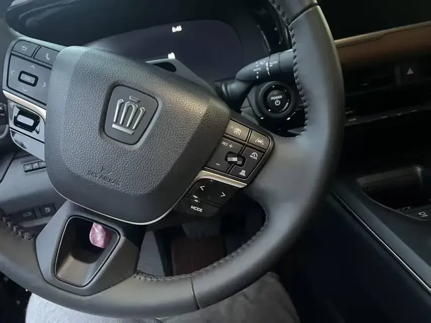 2023 TOYOTA CROWNSPORTCROSS thumbnail 3