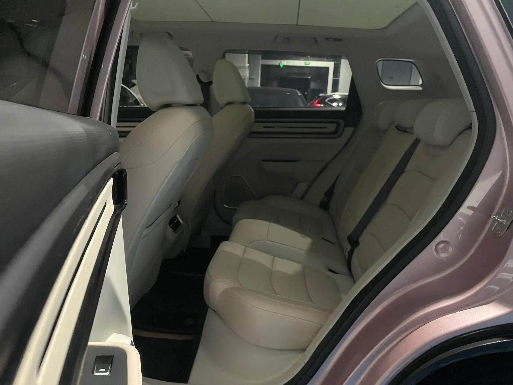 2023 GEELY ICON thumbnail 4