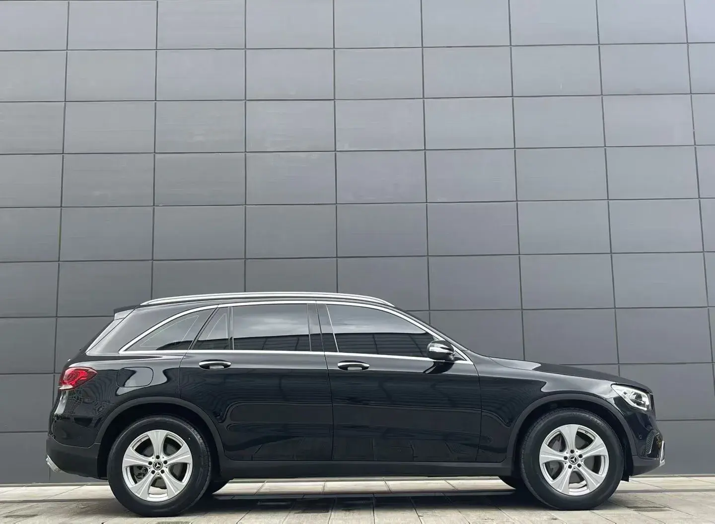 2020 MERCEDES-BENZ GLC thumbnail 2