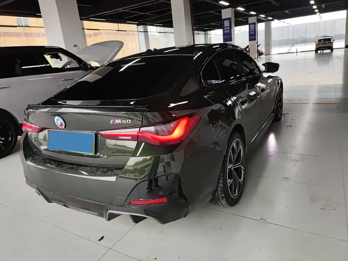 2022 BMW i4 BEV 83.9KWH,autocango,china used car exporter,china ev exporter,chinese used car exporter,chinese used ev exporter