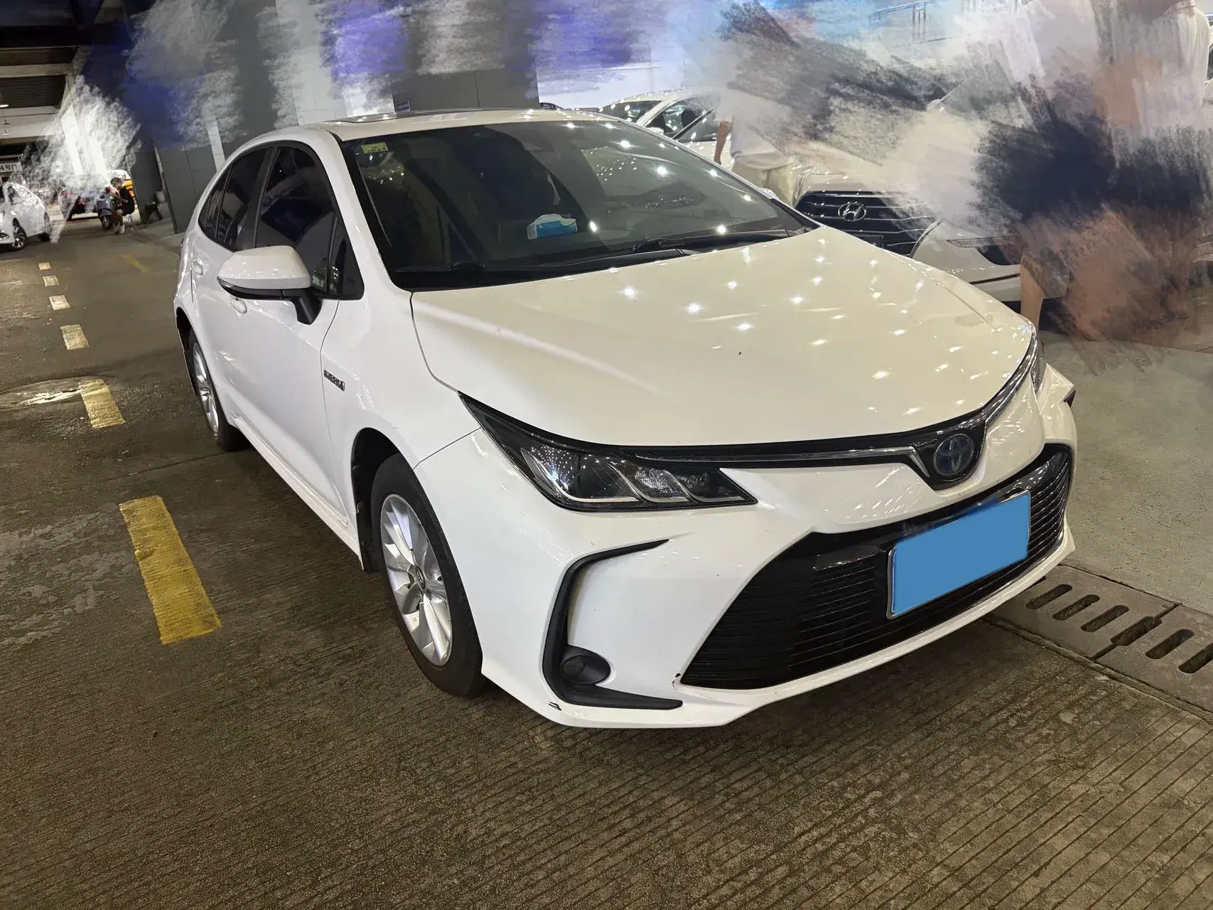 2019 TOYOTA COROLLA thumbnail 3