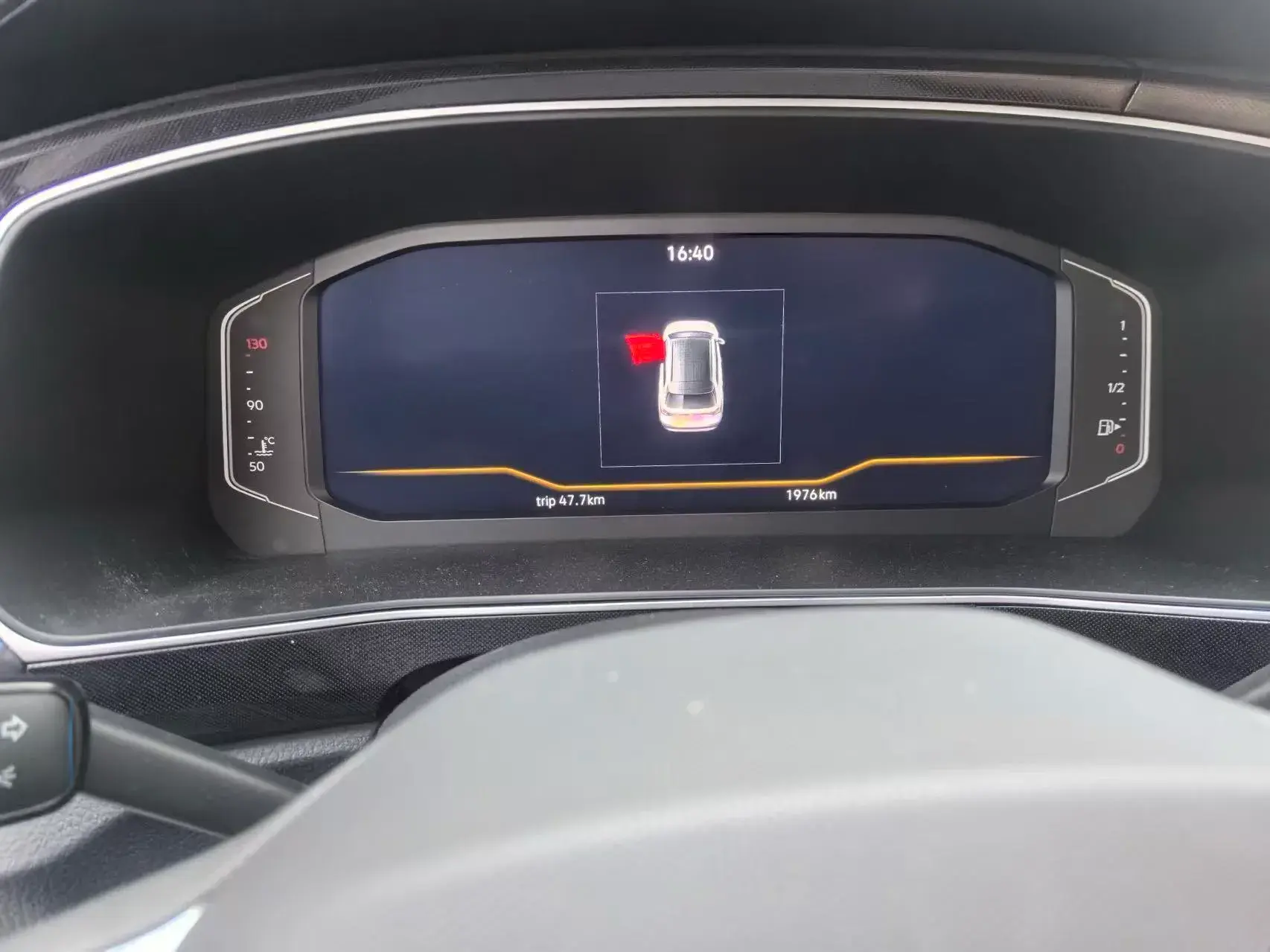 2025 VOLKSWAGEN THARU thumbnail 2