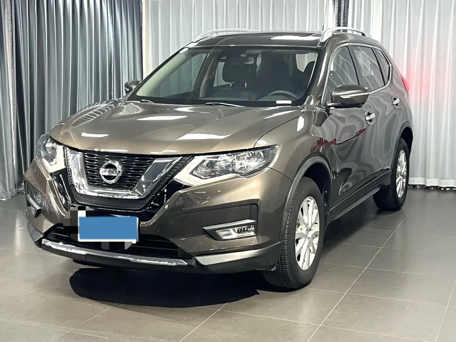 2019 NISSAN X-TRAIL view 1