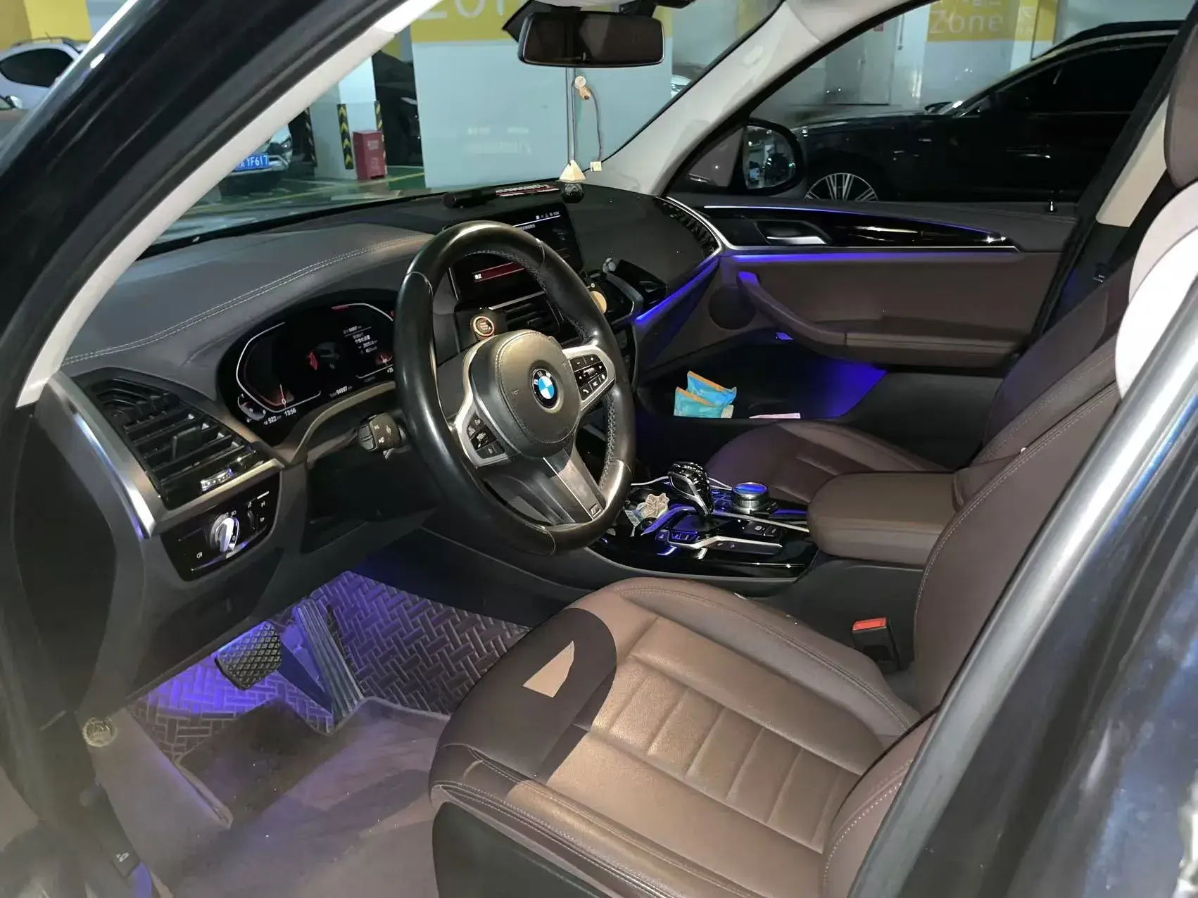 2020 BMW X3 thumbnail 2