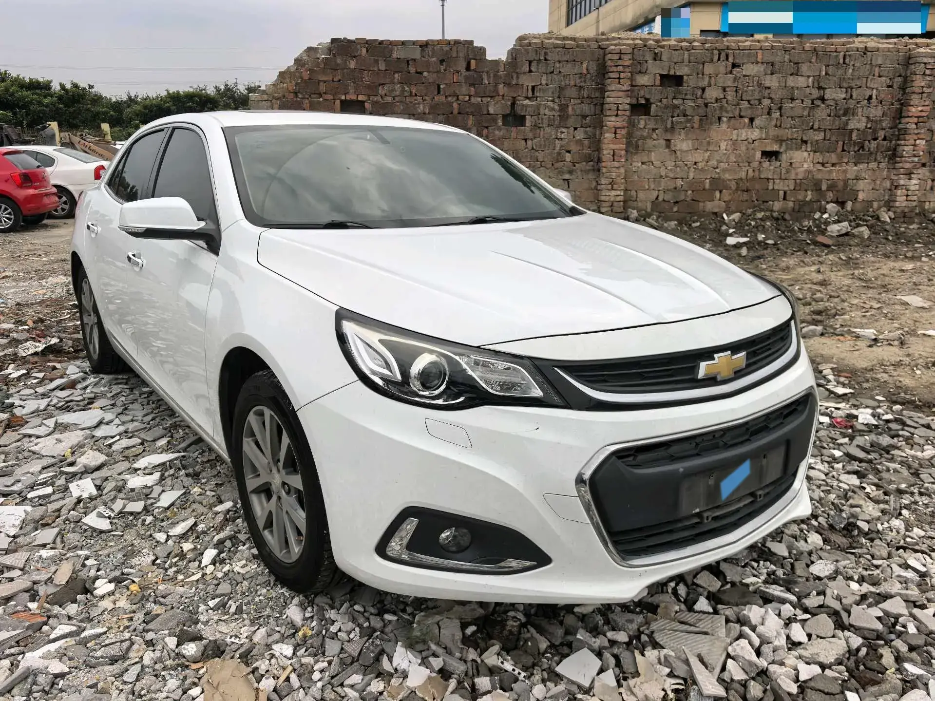 2018 CHEVROLET MALIBU thumbnail 2