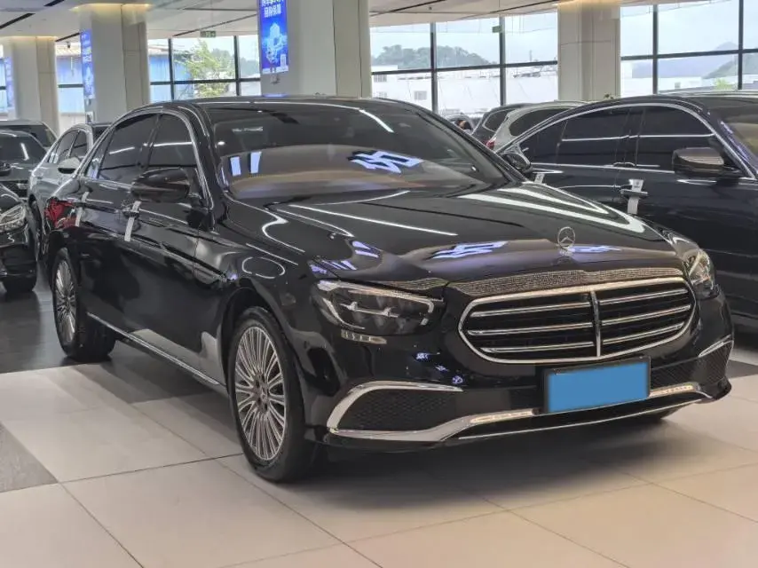 2023 MERCEDES-BENZ E thumbnail 4