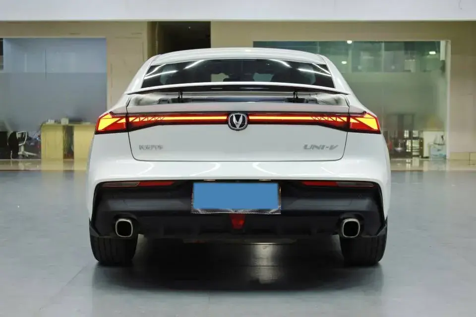 2022 CHANGAN UNI-V thumbnail 4