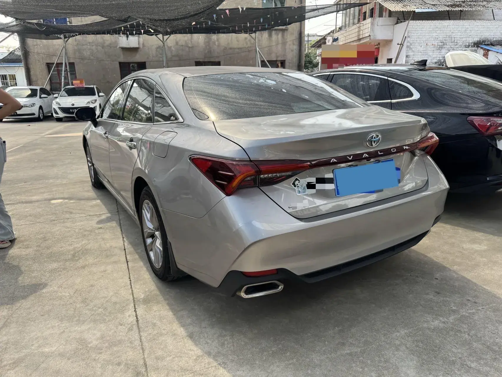 2019 TOYOTA AVALON thumbnail 3