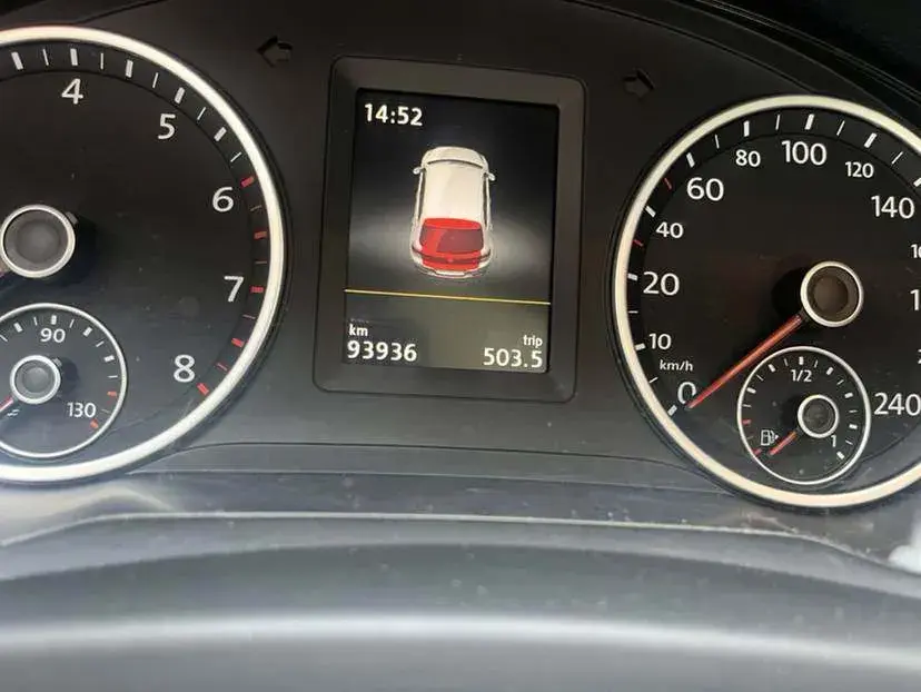 2016 VOLKSWAGEN TIGUAN thumbnail 2