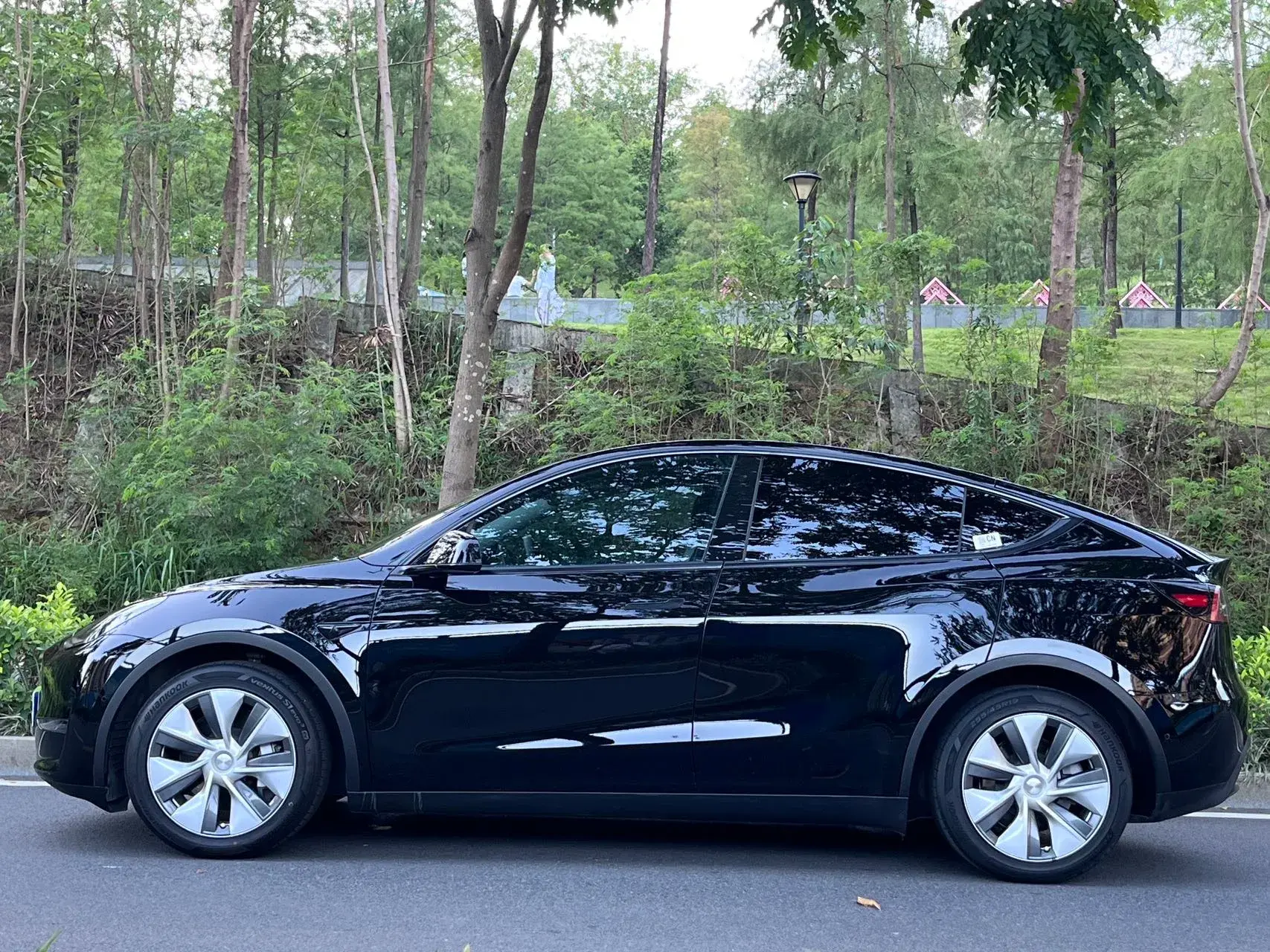 2021 TESLA MODEL thumbnail 3