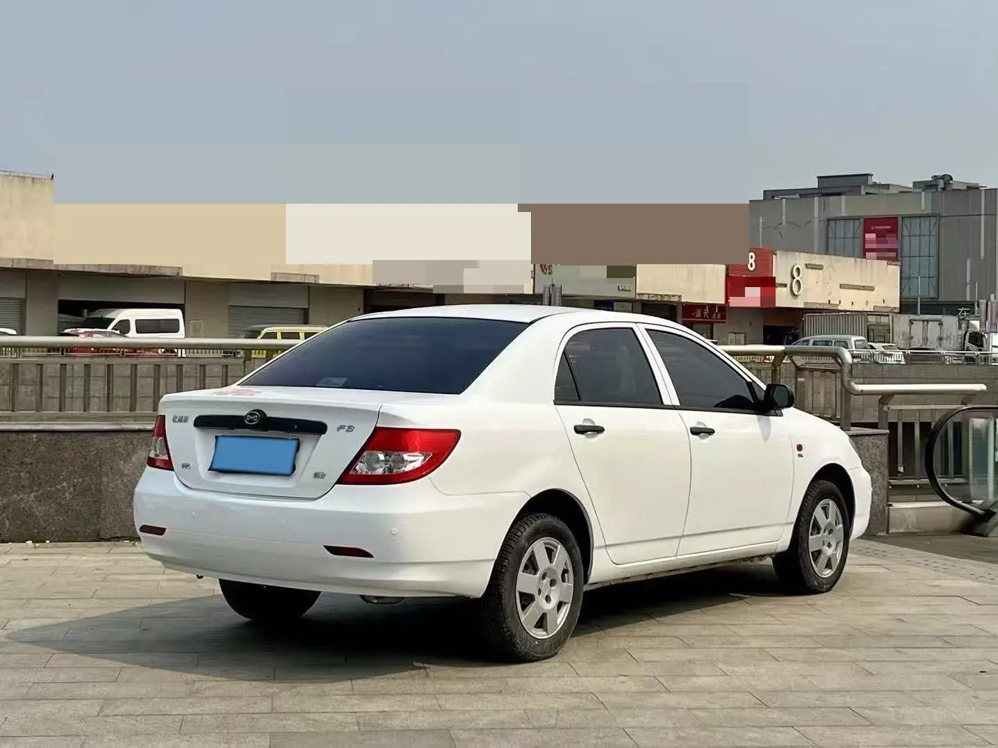 2020 BYD F3 thumbnail 3