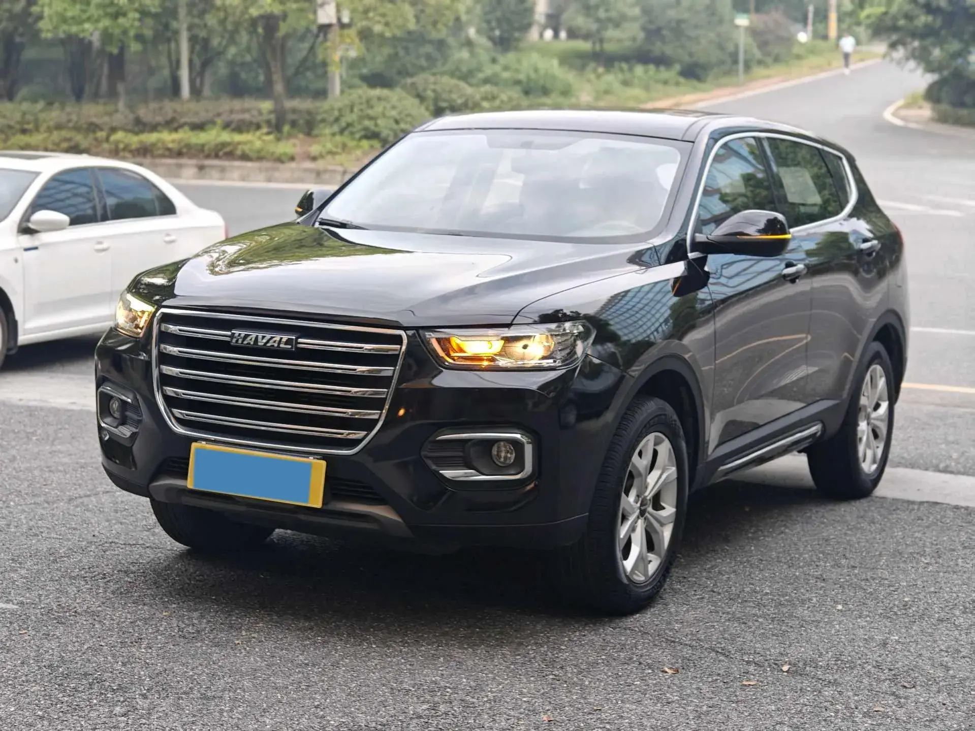 2019 HAVAL H6 view 1