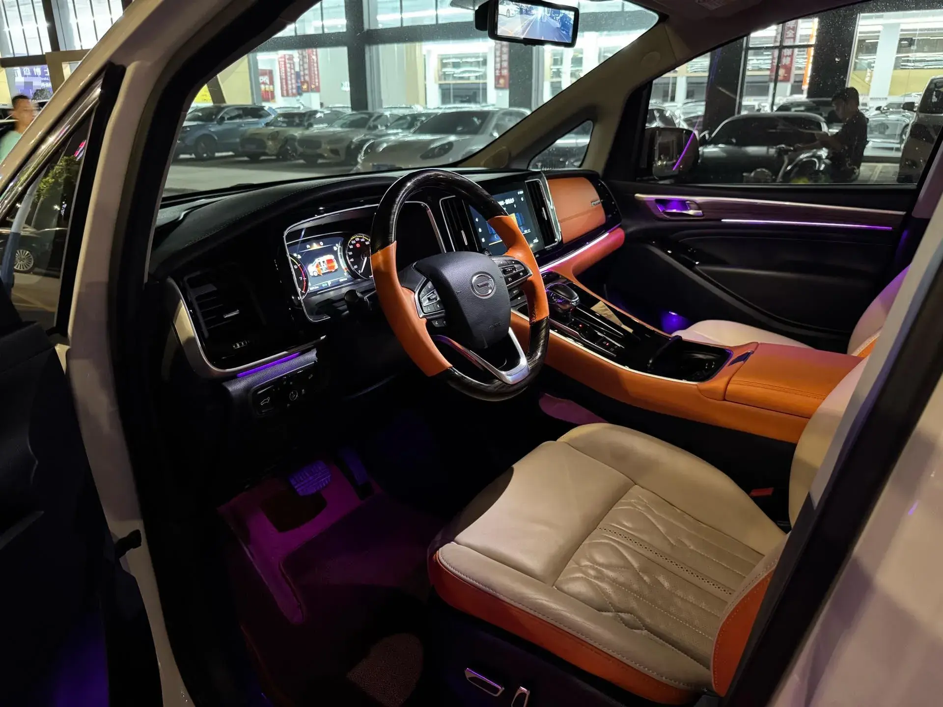 2021 GAC TRUMPCHI thumbnail 4