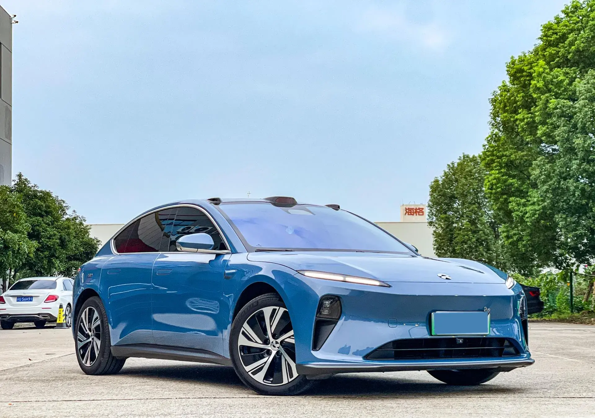 2023 NIO ET5T thumbnail 3