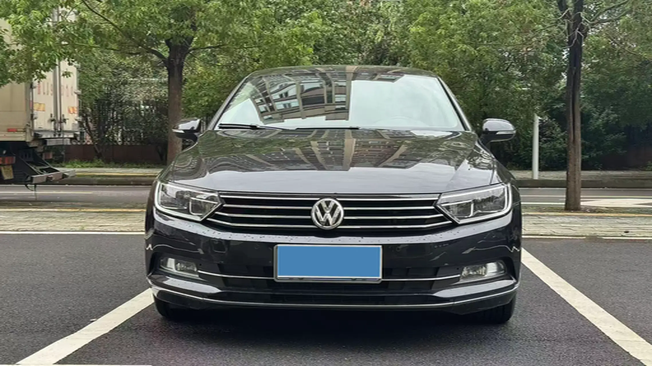 2019 VOLKSWAGEN MAGOTAN thumbnail 2