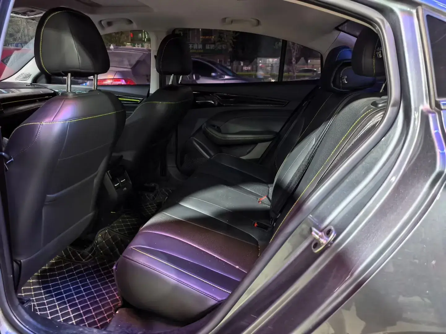 2021 ROEWE I5 thumbnail 4