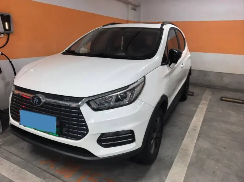 2018 BYD YUAN view 1