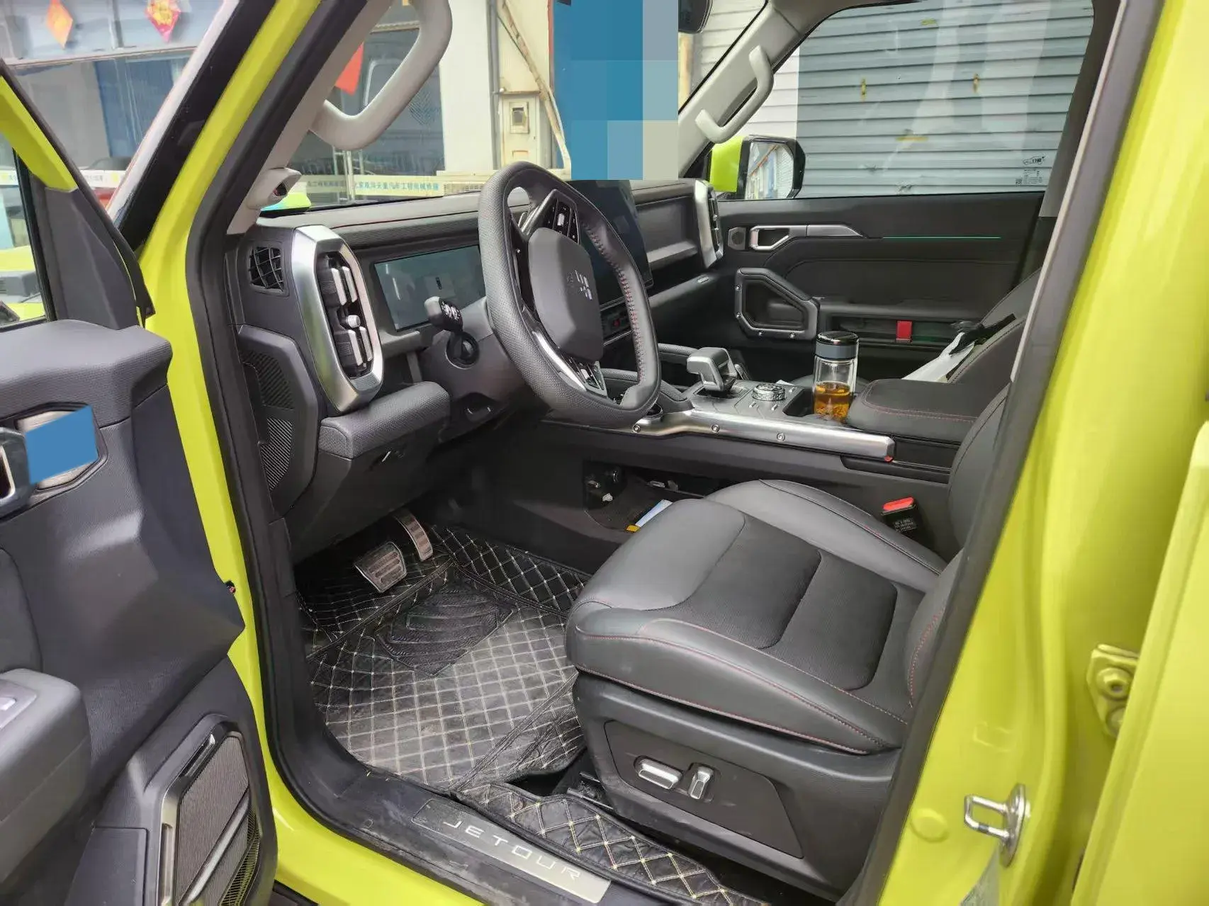 2024 JETOUR TRAVELLER thumbnail 4