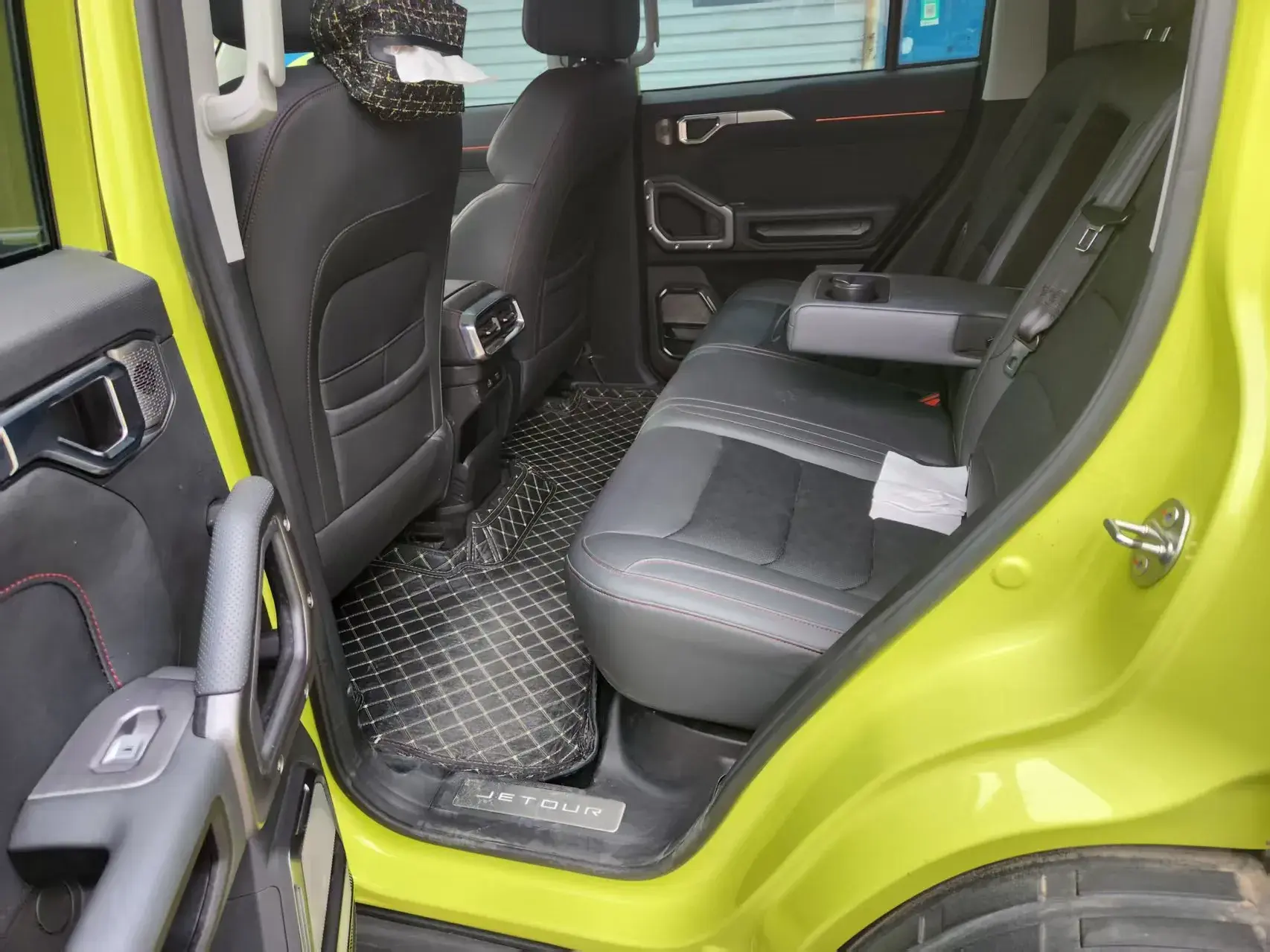 2024 JETOUR TRAVELLER thumbnail 3