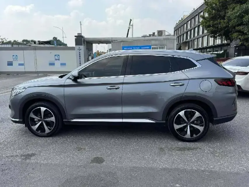 2021 BYD SONG thumbnail 4