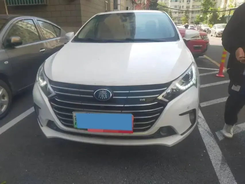 2018 BYD QIN thumbnail 3