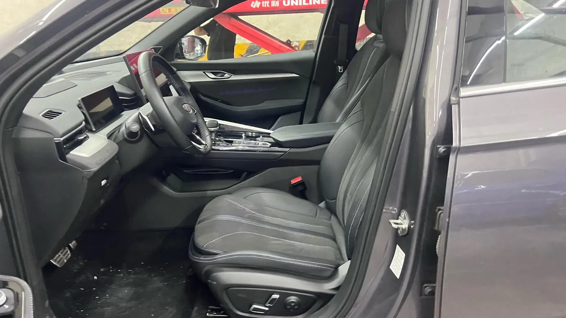 2025 GEELY PREFACE thumbnail 2