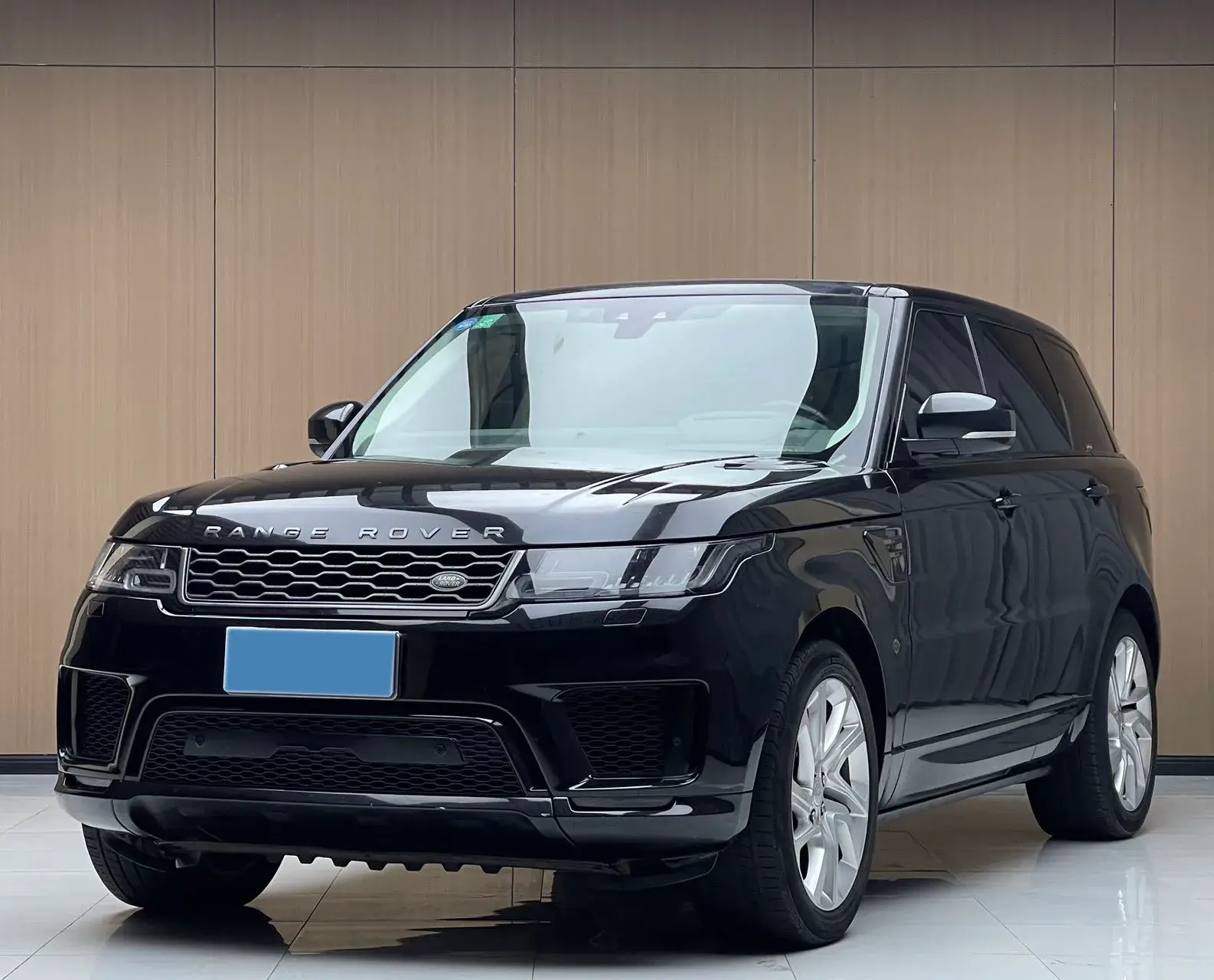 2020 LAND ROVER view 1