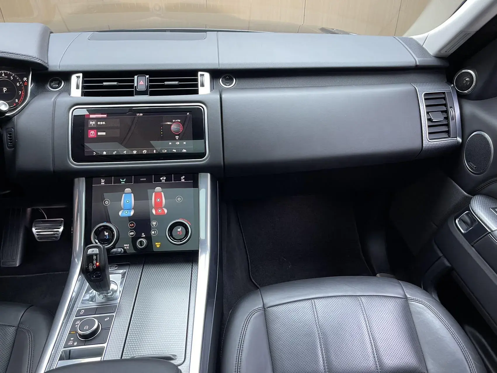 2020 LAND ROVER thumbnail 4