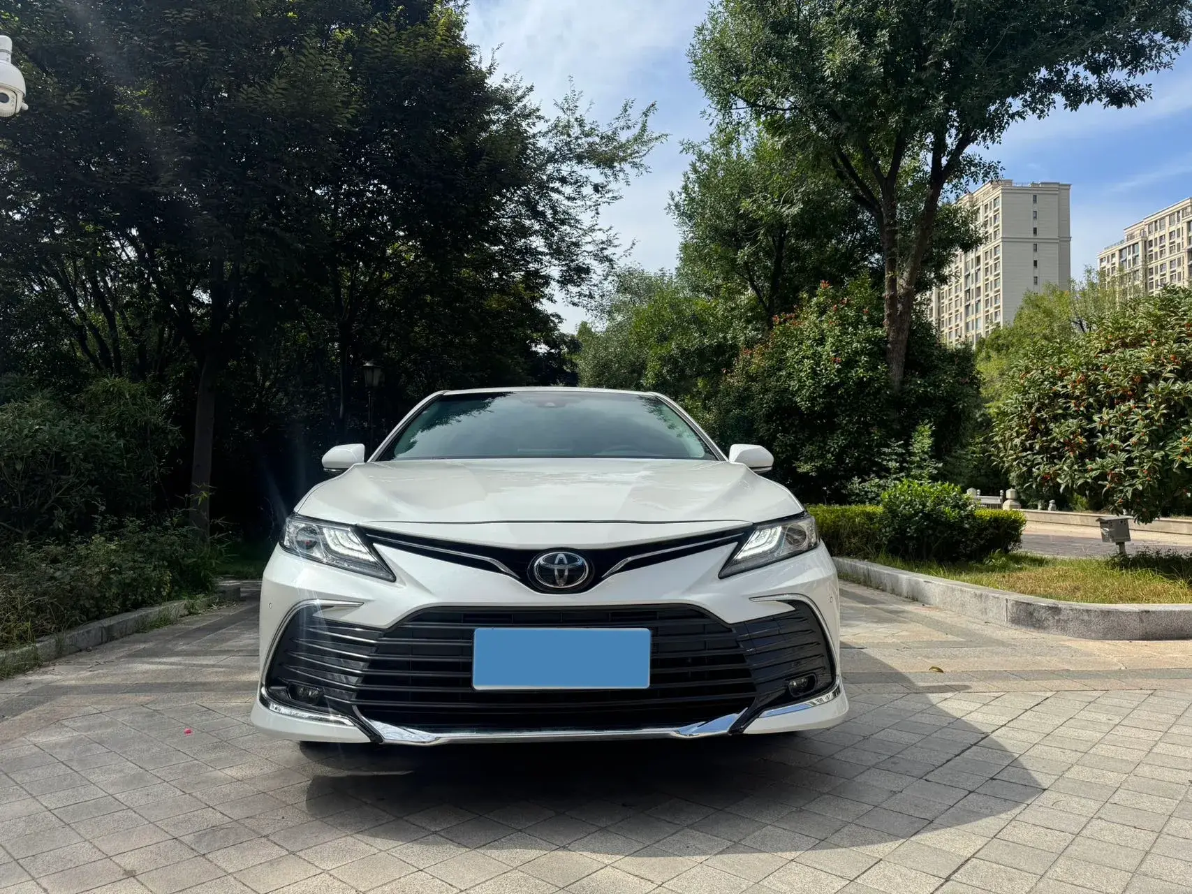 2023 TOYOTA CAMRY thumbnail 2