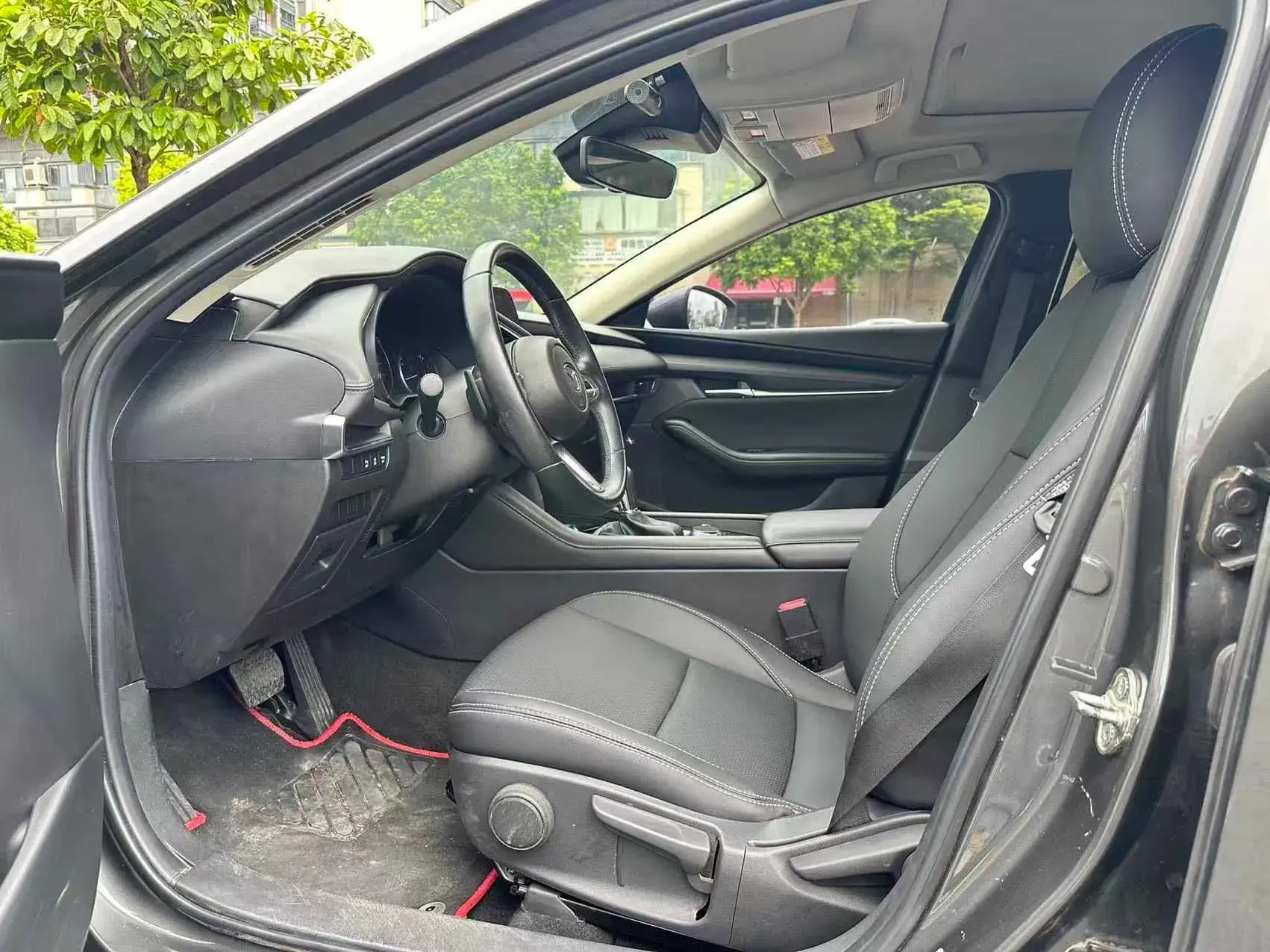 2020 MAZDA 3 thumbnail 4