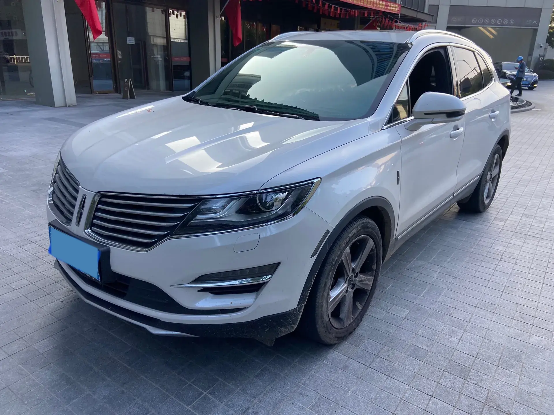 2017 LINCOLN MKC view 1