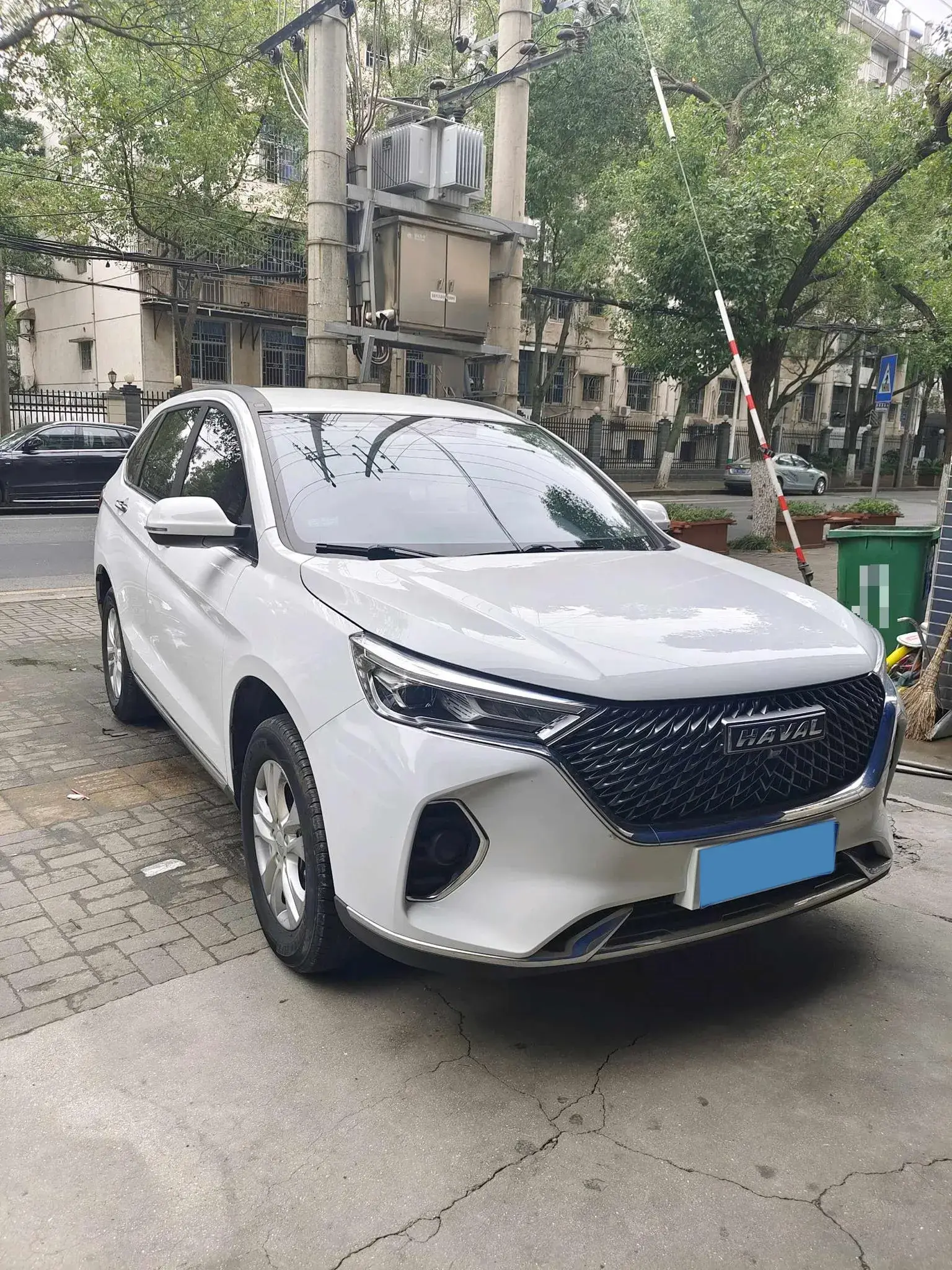 2022 HAVAL H6 thumbnail 3