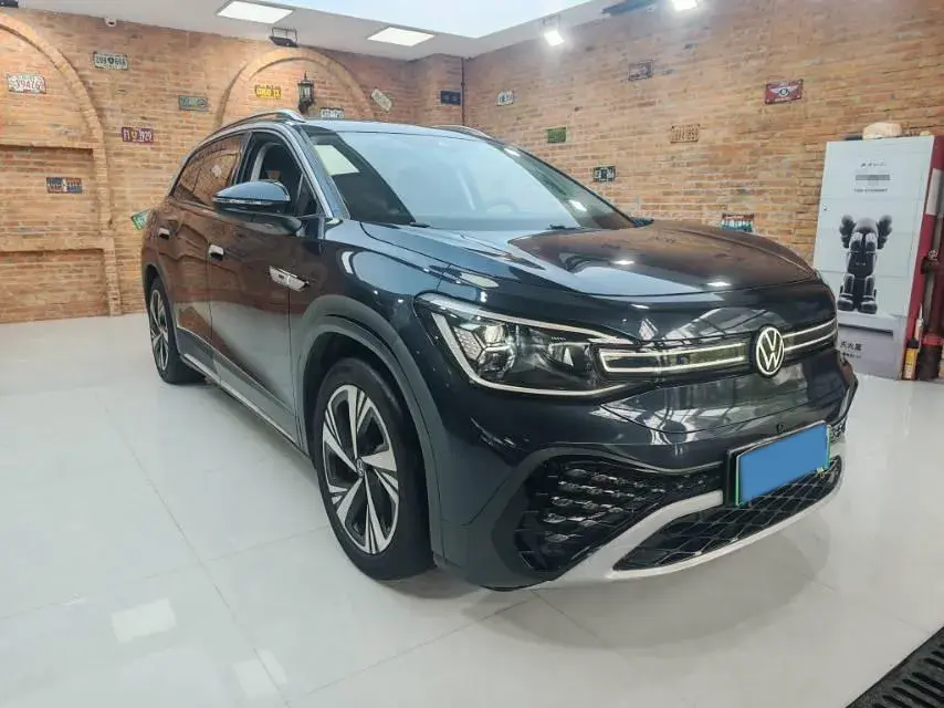 2021 VOLKSWAGEN ID.6 thumbnail 3