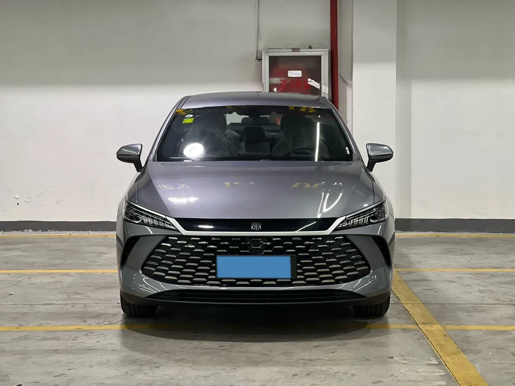 2025 BYD QIN thumbnail 2