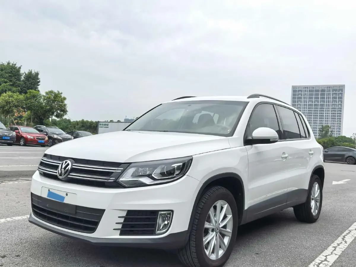 2016 Volkswagen Tiguan 1.4T 150HP L4 6DCT