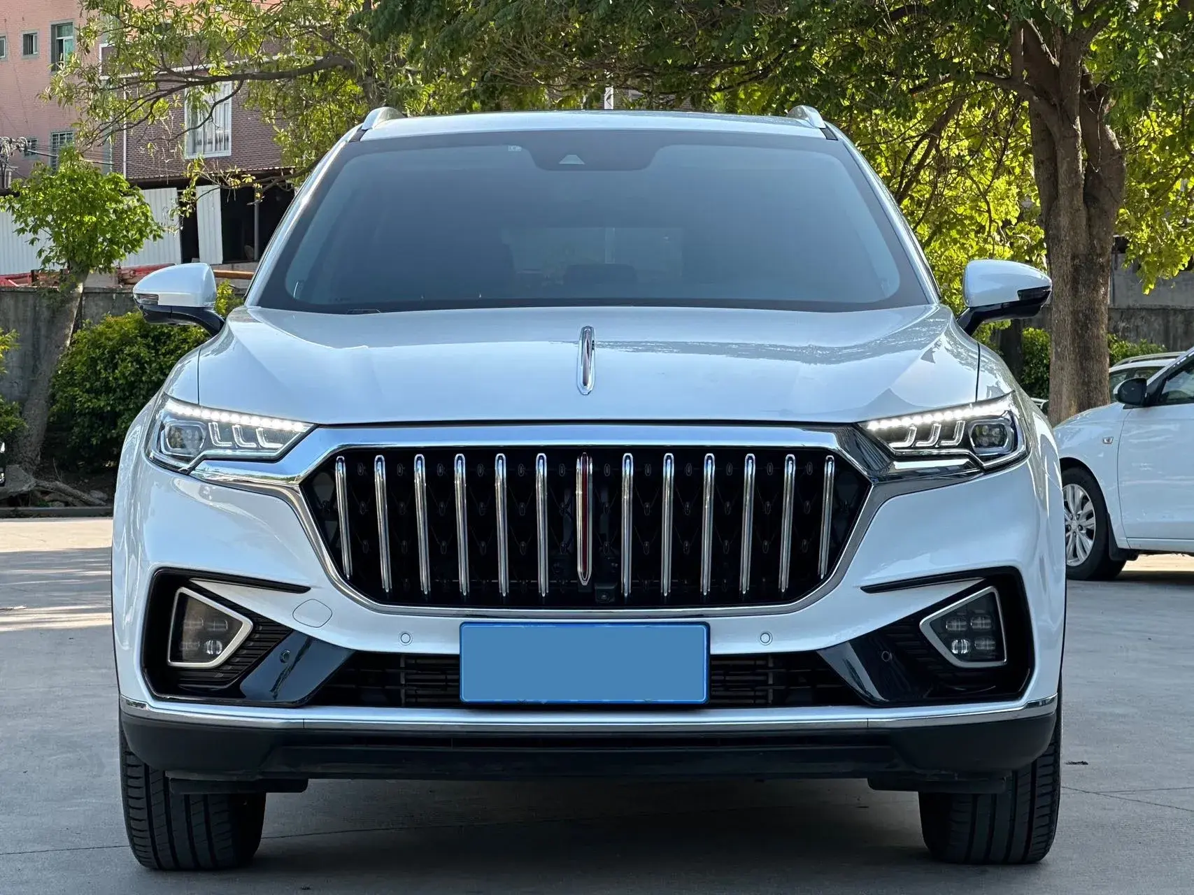 2022 HONGQI HS5 thumbnail 2