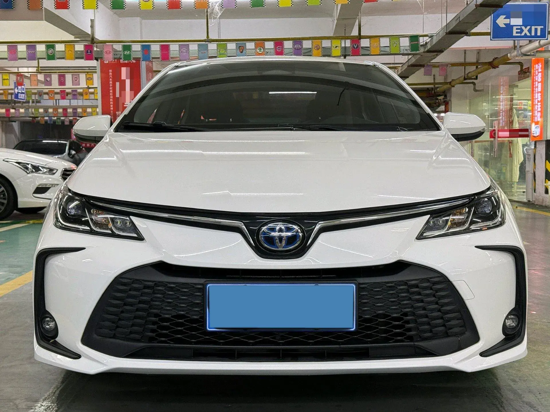 2023 TOYOTA COROLLA thumbnail 2