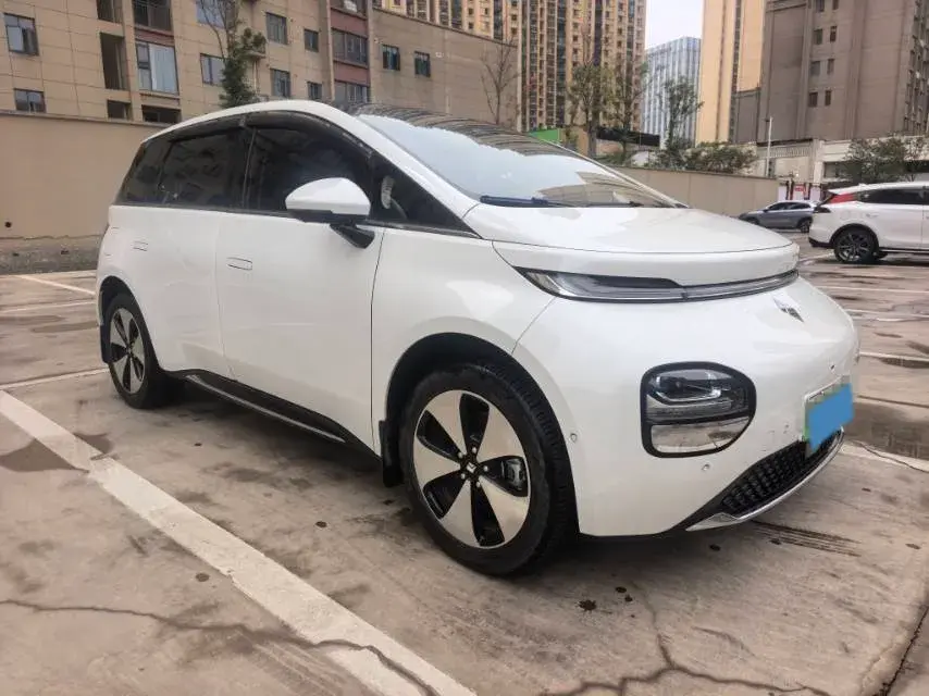 2023 BAOJUN CLOUD thumbnail 3